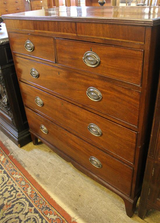 Regency mahogany chest of drawers
